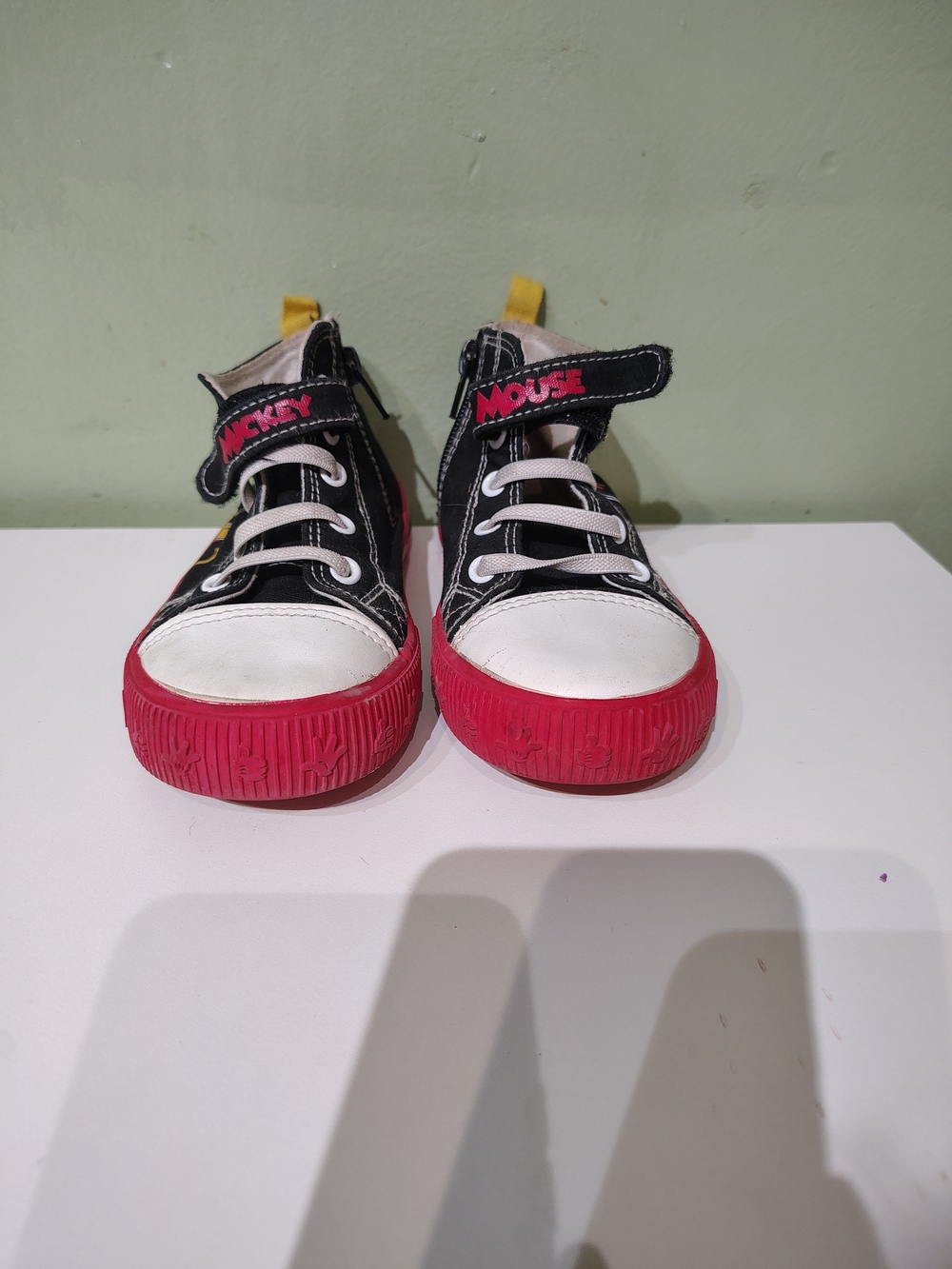 Disney Mickey Mouse Toddler Boy Shoes Size 10 Black and Red Pluto and Mickey